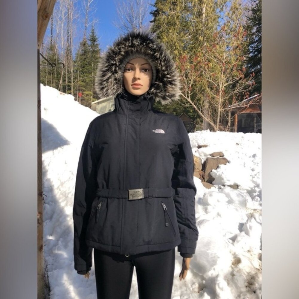 Y2K The North Face Hyvent black belted down jacket